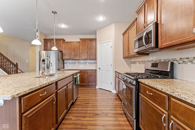 4734 Shady Ridge Row, Greenwood, IN 46143