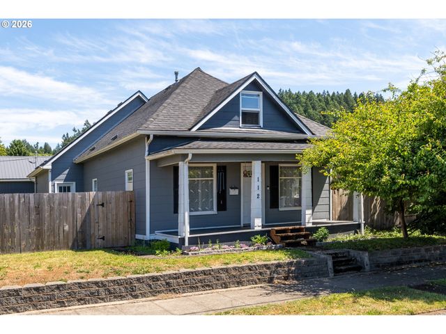 112 S GOLD St, Centralia, WA 98531