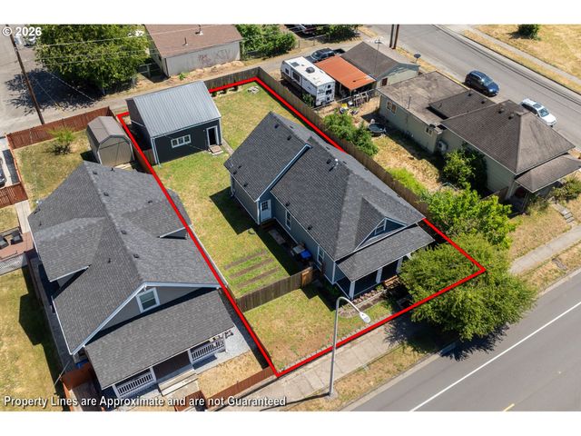 112 S GOLD St, Centralia, WA 98531