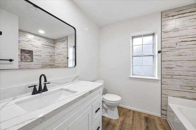 2001 Tipperary Drive, Deer Park, TX 77536