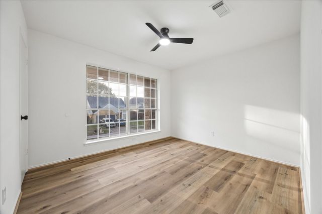 2001 Tipperary Drive, Deer Park, TX 77536