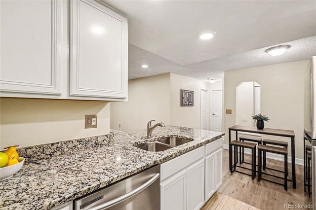 8376 S Upham Way 105, Littleton, CO 80128