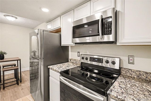 8376 S Upham Way 105, Littleton, CO 80128