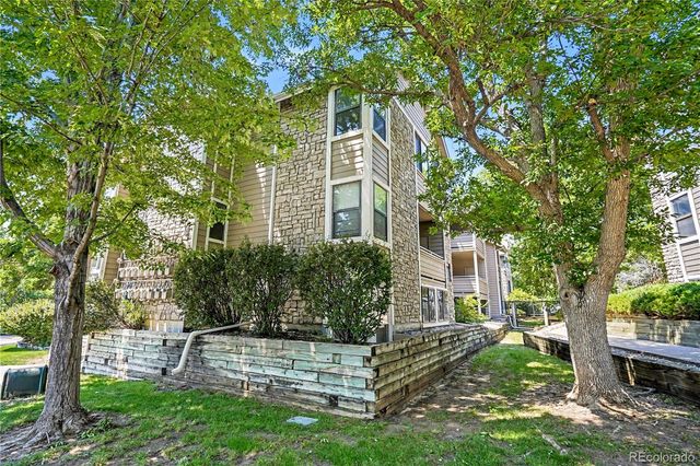 8376 S Upham Way 105, Littleton, CO 80128