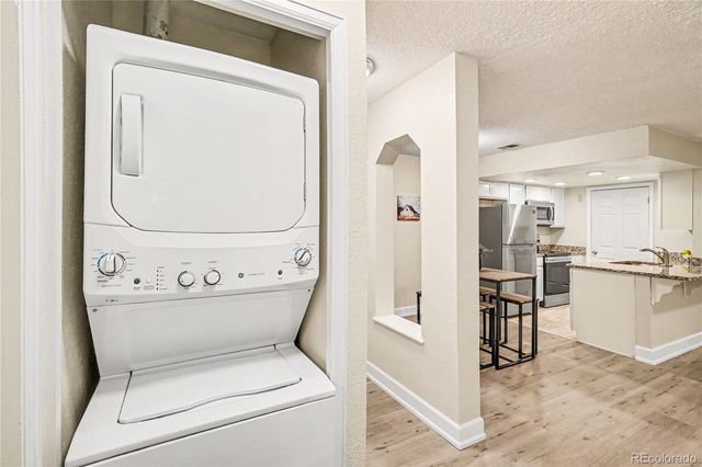 8376 S Upham Way 105, Littleton, CO 80128