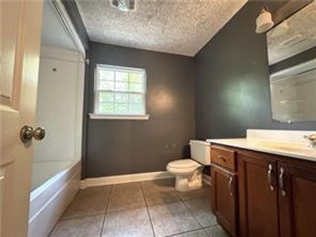440 Arnold River Road, Jesup, GA 31545