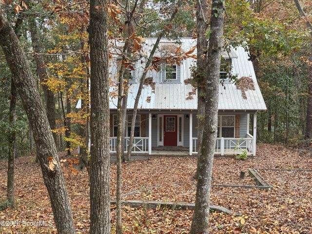 440 Arnold River Road, Jesup, GA 31545