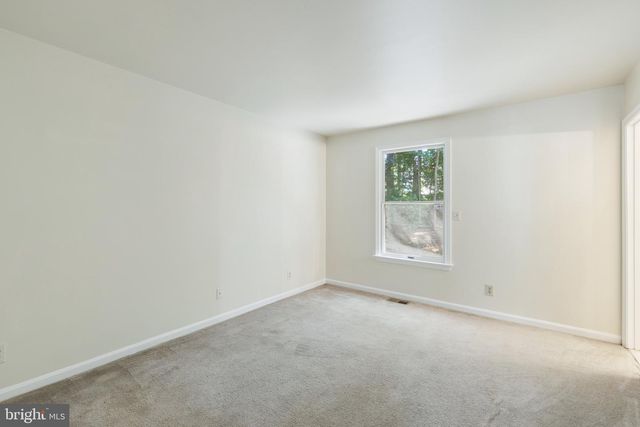 14 GLENDALE DR, Stafford, VA 22556