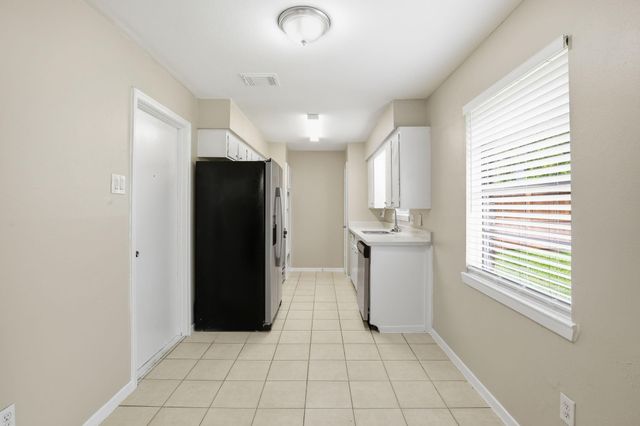 15119 Bathurst Drive, Houston, TX 77053
