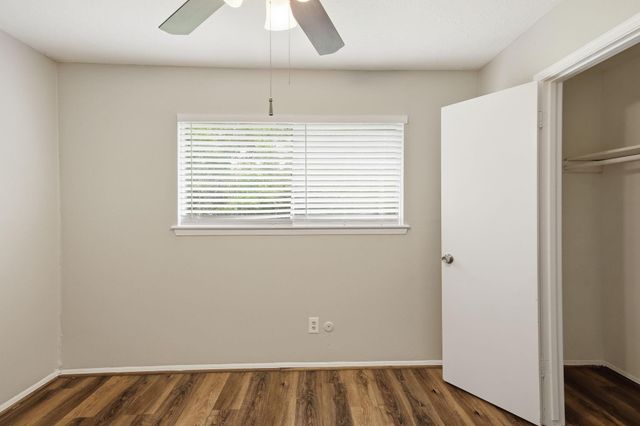 15119 Bathurst Drive, Houston, TX 77053