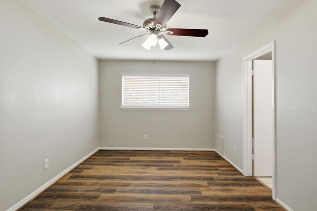 15119 Bathurst Drive, Houston, TX 77053