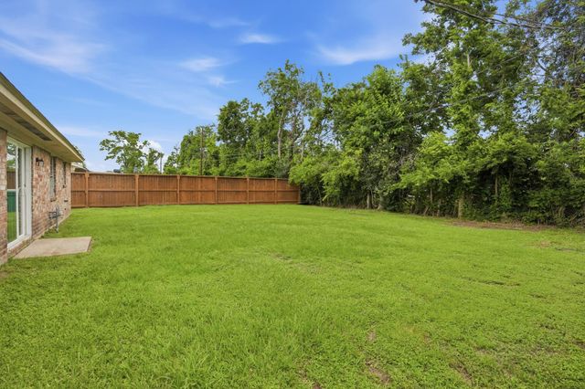15119 Bathurst Drive, Houston, TX 77053