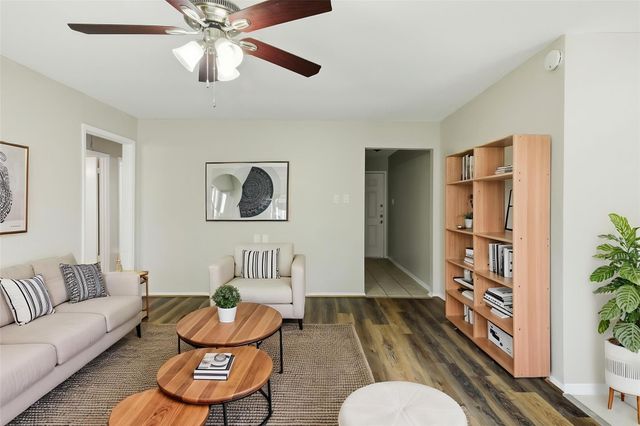 15119 Bathurst Drive, Houston, TX 77053