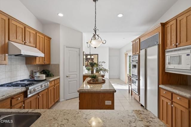 341 Roosevelt Avenue, Ventura, CA 93003