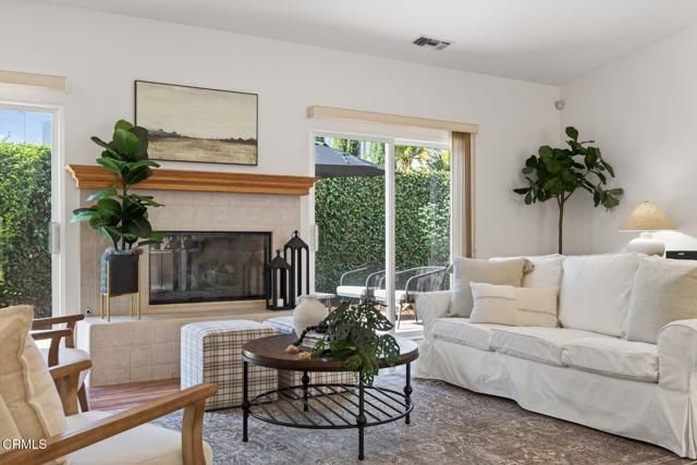 341 Roosevelt Avenue, Ventura, CA 93003