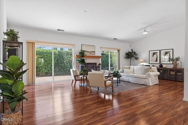 341 Roosevelt Avenue, Ventura, CA 93003