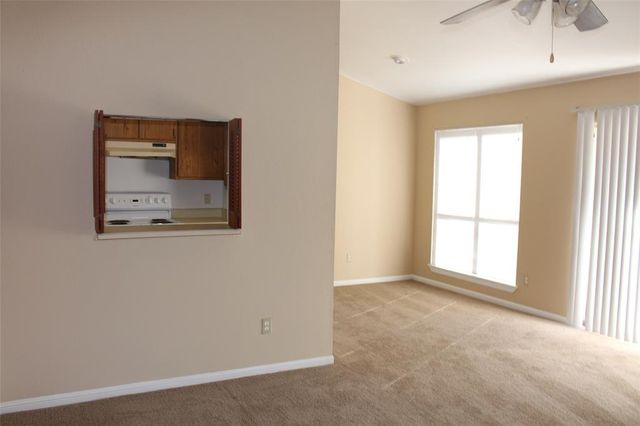 16111 Aspenglen Drive 910, Houston, TX 77084