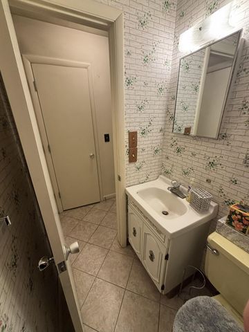 130 Southwoods Avenue, Fremont City, MI 49412