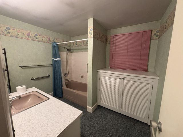 130 Southwoods Avenue, Fremont City, MI 49412