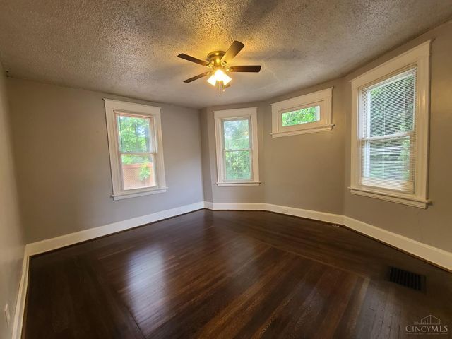 3319 Milton Court, Cincinnati, OH 45229