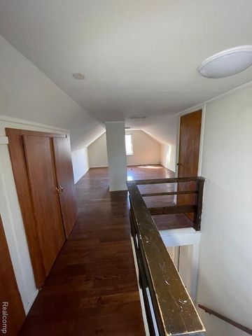 138 Chopin Street, Troy, MI 48083