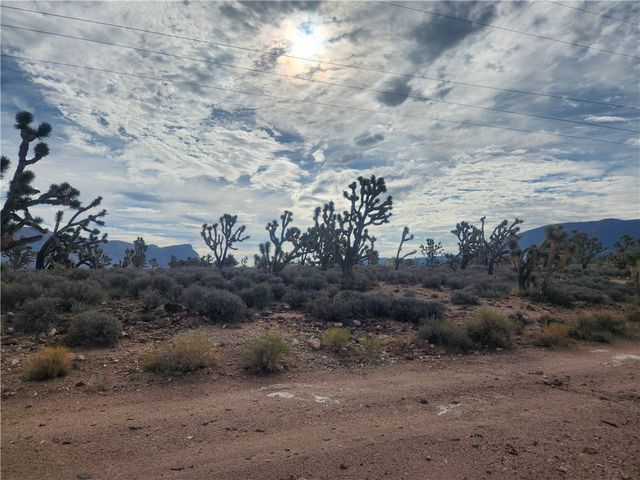 26601 N Bullhead Road, Meadview, AZ 86444