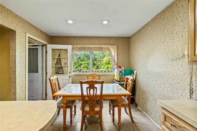 29 Sunny Ridge Road, Spring Valley, NY 10977