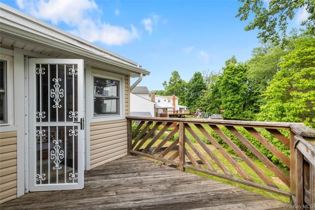 29 Sunny Ridge Road, Spring Valley, NY 10977
