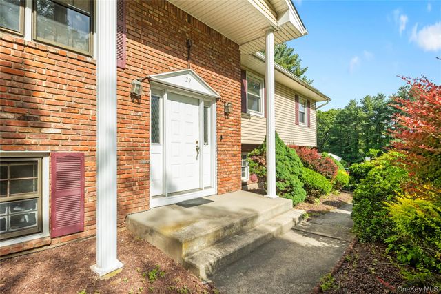 29 Sunny Ridge Road, Spring Valley, NY 10977