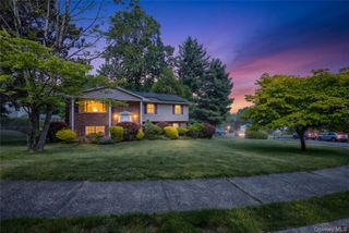 29 Sunny Ridge Road, Spring Valley, NY 10977