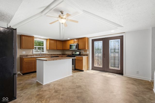 825 N West Street, Lebanon, IN 46052
