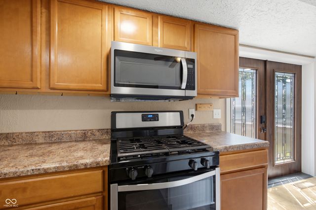825 N West Street, Lebanon, IN 46052