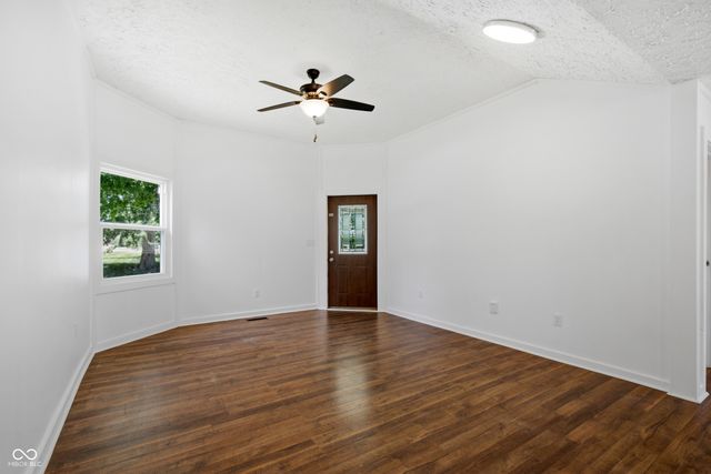 825 N West Street, Lebanon, IN 46052