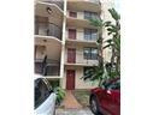 3590 Blue Lake Dr, Pompano Beach, FL 33064