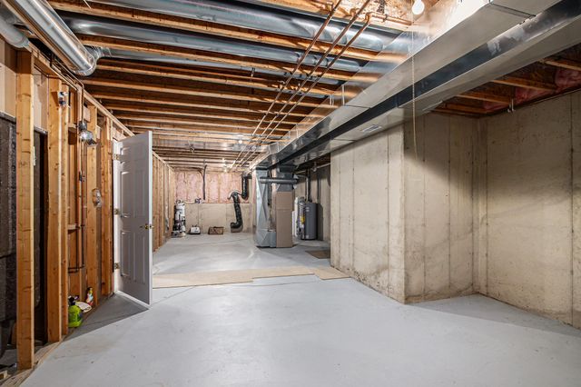 2669 Hunters Bluff, Kalamazoo, MI 49048