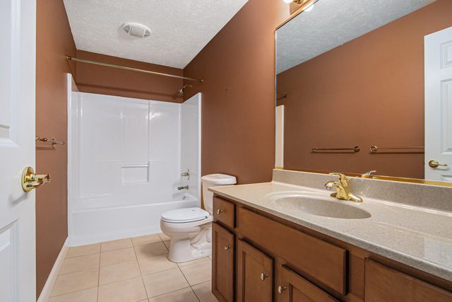 2669 Hunters Bluff, Kalamazoo, MI 49048