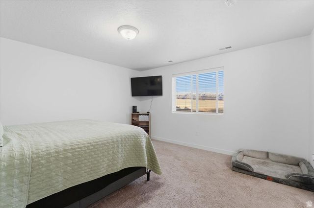 1596 W PARKVIEW DR, Syracuse, UT 84075