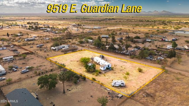 9519 E Guardian Lane 0, Hereford, AZ 85615