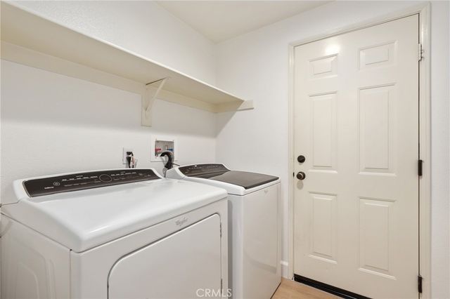 355 Flyers Lane, Tustin, CA 92782