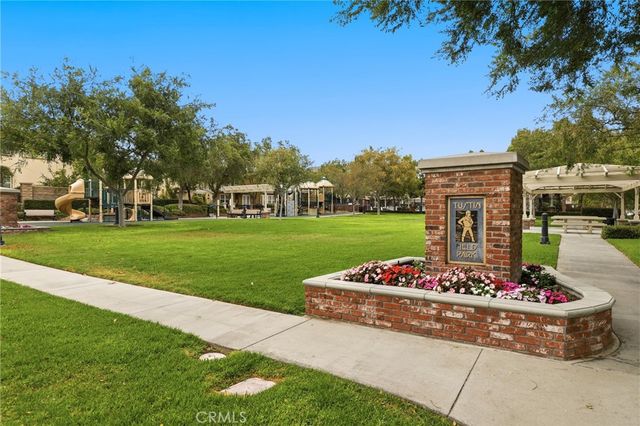 355 Flyers Lane, Tustin, CA 92782