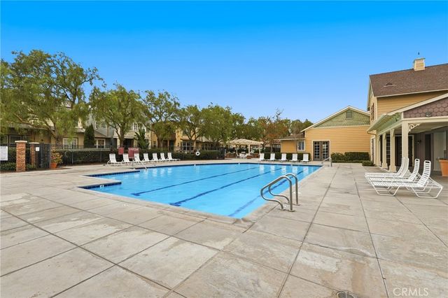 355 Flyers Lane, Tustin, CA 92782