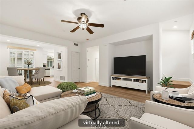 355 Flyers Lane, Tustin, CA 92782