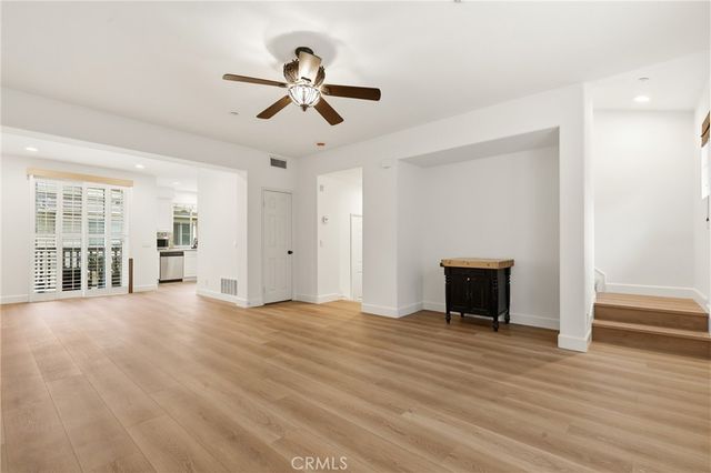 355 Flyers Lane, Tustin, CA 92782