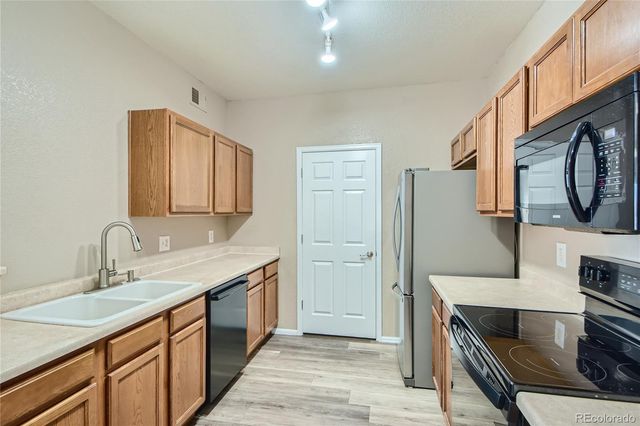 15700 E Jamison Drive 2-208, Englewood, CO 80112