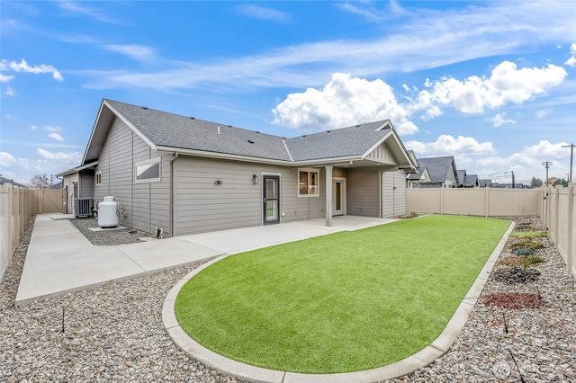 1018 Racine Springs Drive, Wenatchee, WA 98801