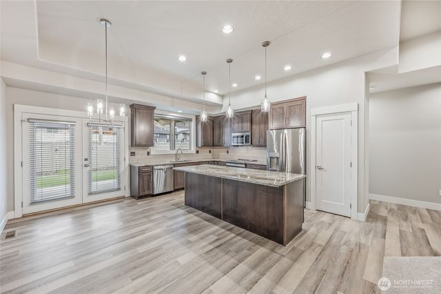 1018 Racine Springs Drive, Wenatchee, WA 98801