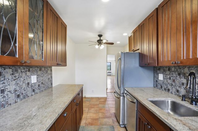 266 Pelham Road 6H, New Rochelle, NY 10805