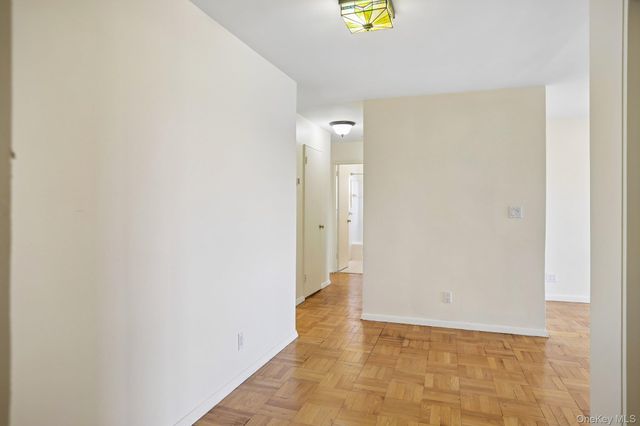 266 Pelham Road 6H, New Rochelle, NY 10805