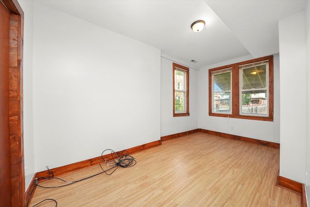 6540 S Vernon Avenue, Chicago, IL 60637