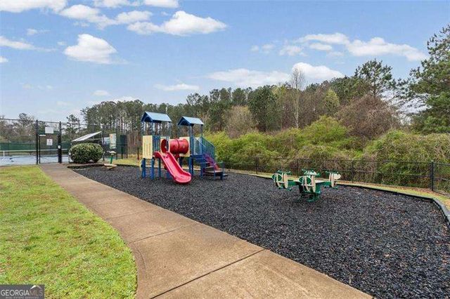 2770 Turning Leaf Drive NW, Lawrenceville, GA 30044